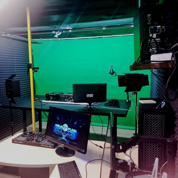 ΠΠ΅Π»ΡΠ½Π°Ρ ΠΊΠΎΠΌΠ½Π°ΡΠ°